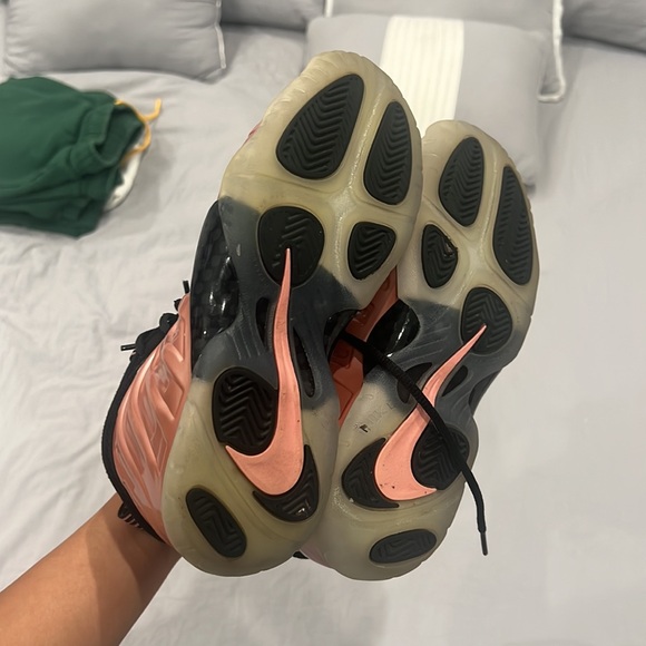 Nike Air Foamposite One
Rust Pink - Picture 4 of 4